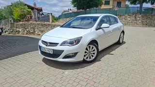 Opel Astra 1.6 CDTi 135cv