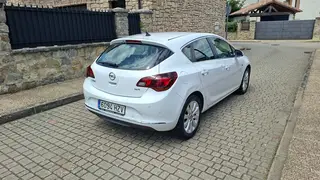 Opel Astra 1.6 CDTi 135cv