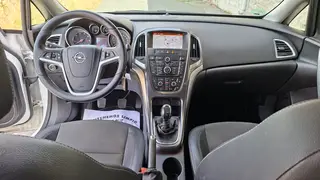 Opel Astra 1.6 CDTi 135cv