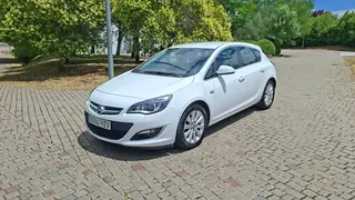 Opel Astra 1.6 CDTi 135cv