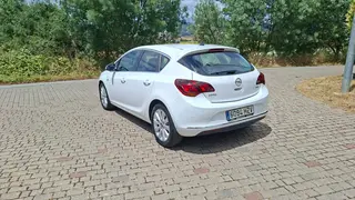 Opel Astra 1.6 CDTi 135cv