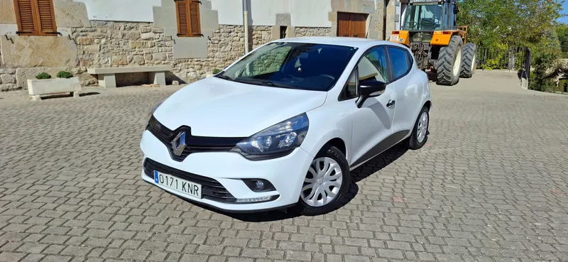 Renault Clio 1.5 DCi 75cv Business