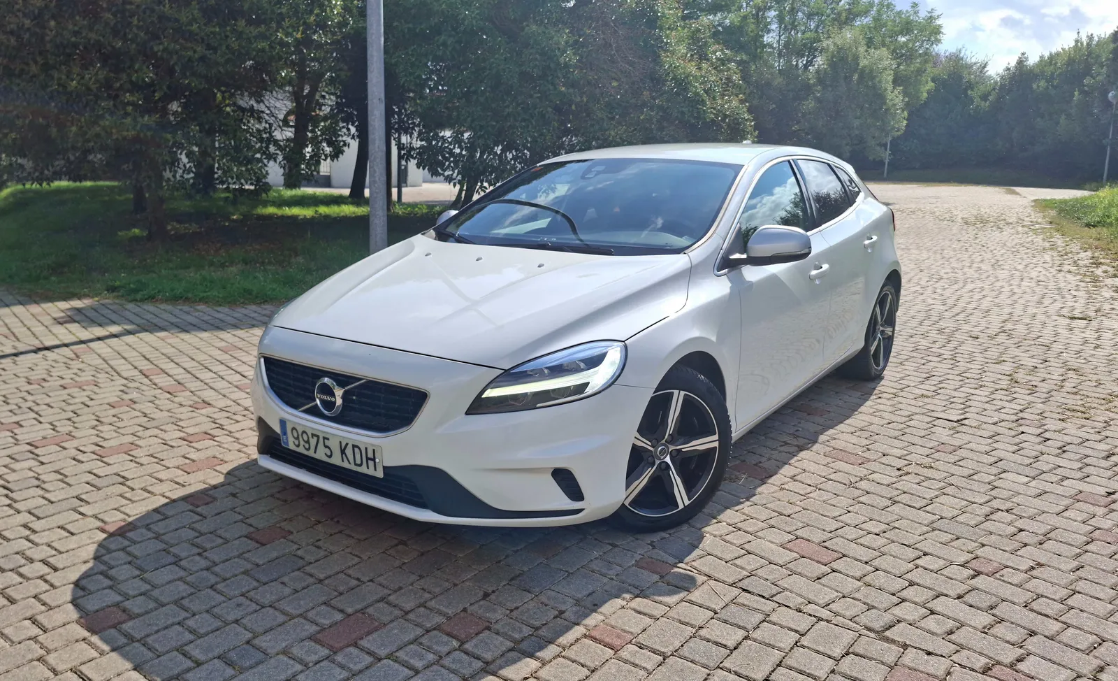 Volvo V40 2.0 R-Design 120cv